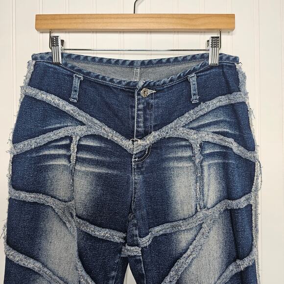 y2k 5-7-9 Capri Jeans Size Medium Low Rise Raw Hem Frayed Distressed Streetwear - Picture 3 of 7